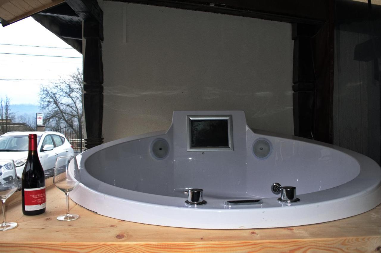 La Dory Lägenhet Satu Sugatag Exteriör bild